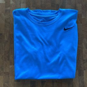 NIKE MEN'S DRI-FIT LEGENDS TRAINING T-SHIRT (LIGHT BLUE)